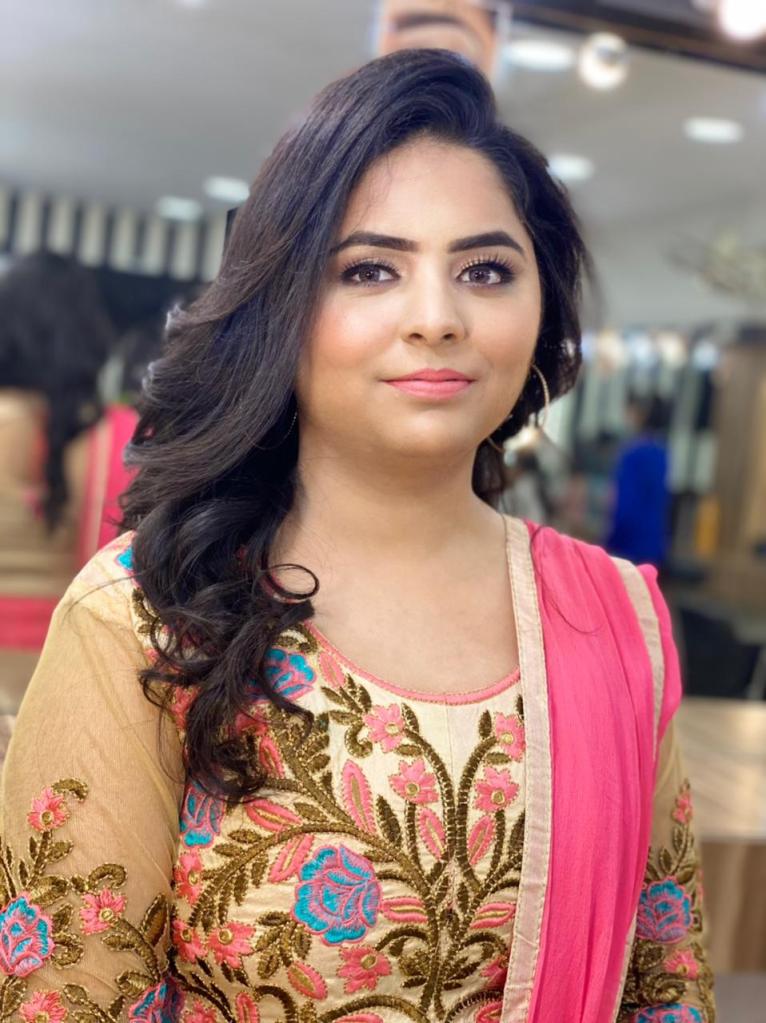 Armeen Makeup Artist in Amritsar – Noor Home Salon in Amritsar | Beauty  Salon at your doorstep. Designed & Maintained by : Arora Creations Amritsar